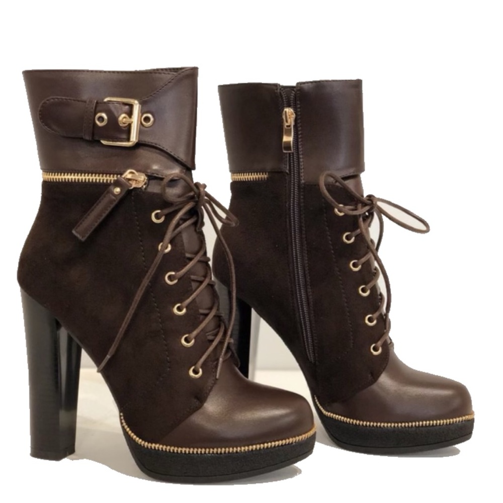 Elegant Brown Heeled Boots with Gold Details